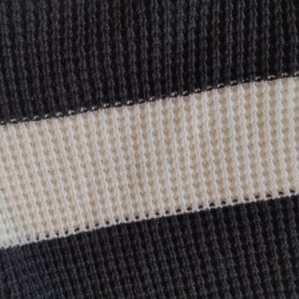 XXI Forever 21 Sweater Boxy Chunky Size S Black Off White Stripe Relaxed Cozy - Picture 13 of 14